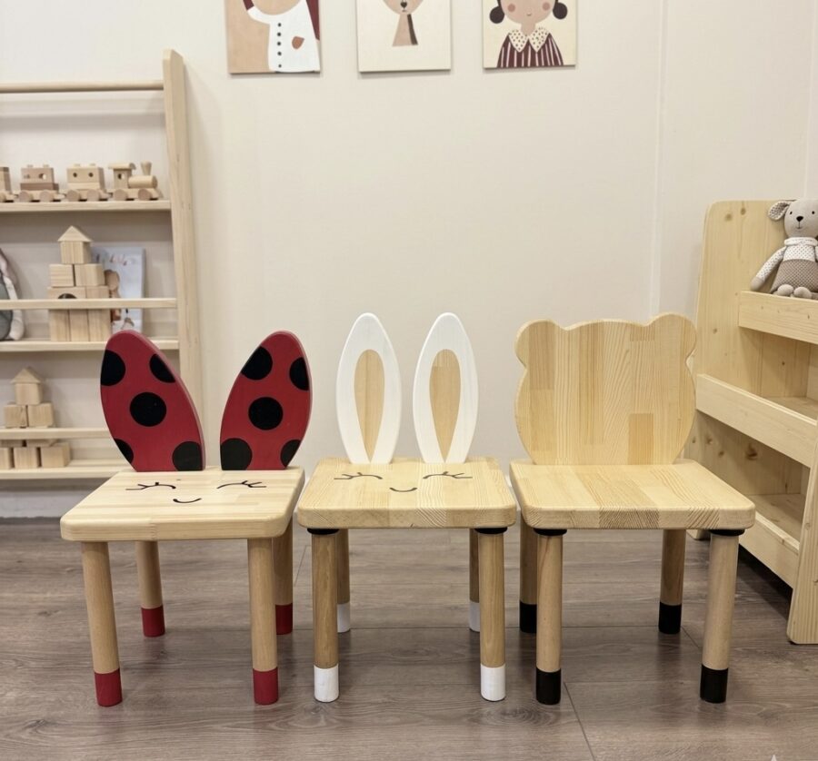 Hayvan Figürlü Çocuk Sandalyesi | Uğur Böceği Tavşan Ayı | Lilikids Shop Hayvan figürlü çocuk sandalyesi 3 model uğur böceği tavşan ayı doğal ahşap - Lilikids Shop