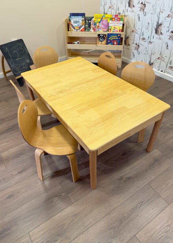 Lilikids Kreş Masa Seti – Eğitici Ortamlar İçin Ergonomik ve Güvenli Tasarım - Görsel 6