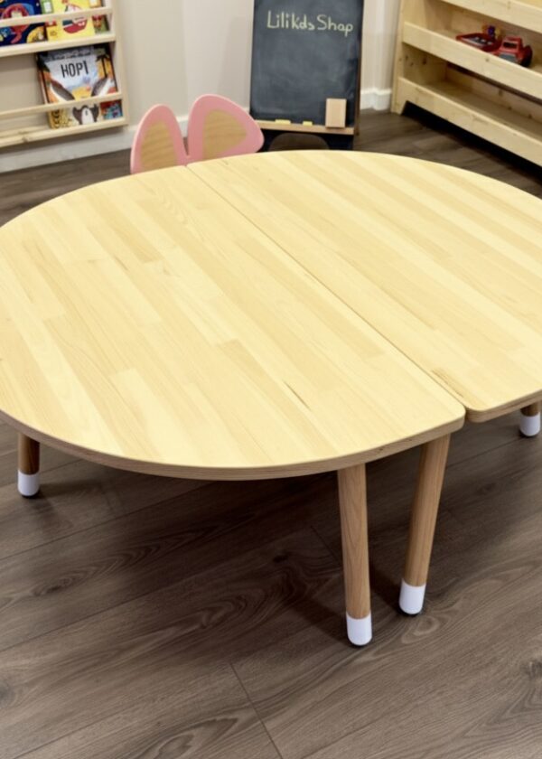 120 cm çapında yarım ay şeklinde iki parçalı masif çam yuvarlak masa