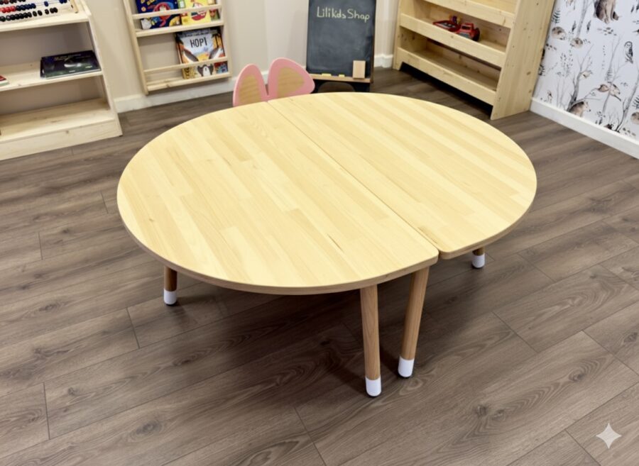 120 cm çapında yarım ay şeklinde iki parçalı masif çam yuvarlak masa