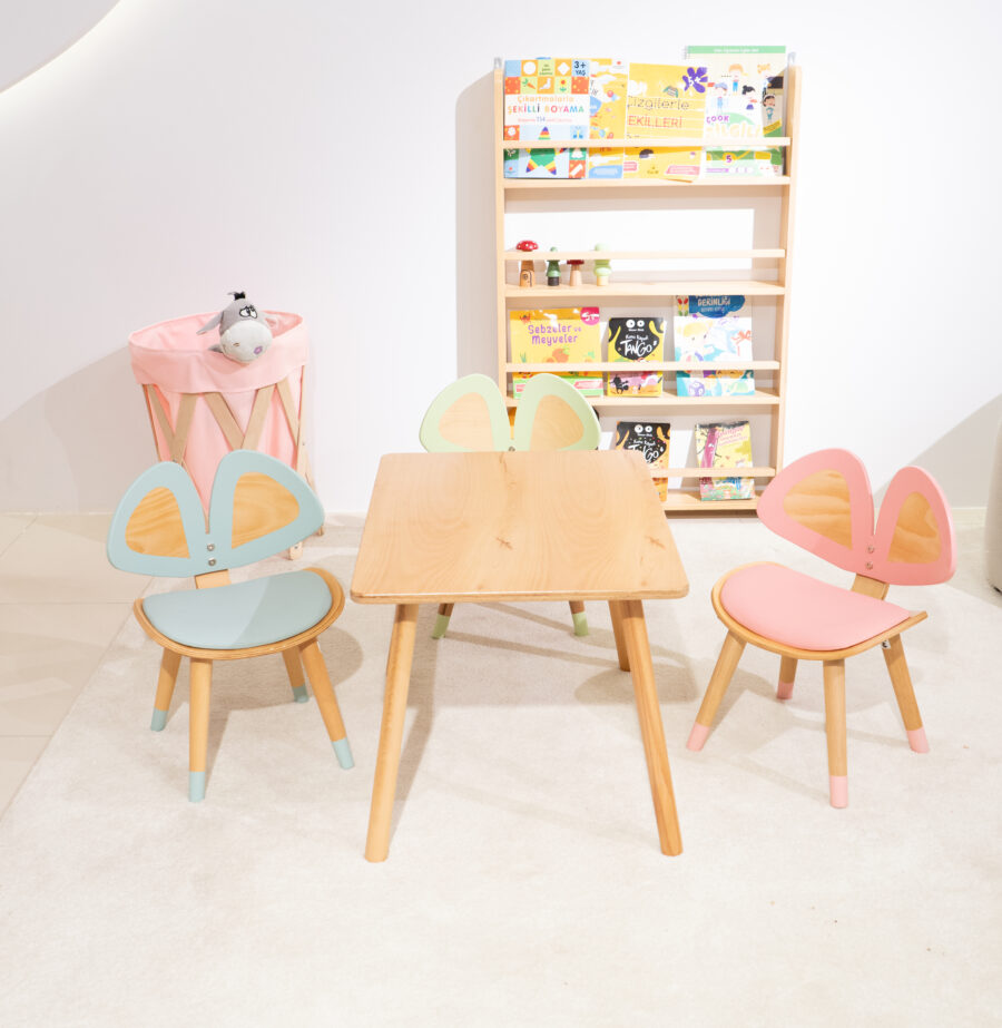 montessori çocuk masası kayın kontrplak ahşap masa ve suni deri sandalye seti