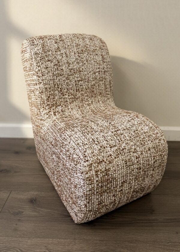 İthal kumaş döşemeli modern tasarıma sahip çocuk koltuğu